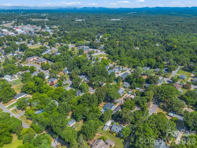 319 Arlington Street, Forest City, NC 28048