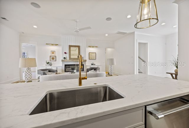 672 Riverton Pointe Blvd, Hardeeville, SC 29927