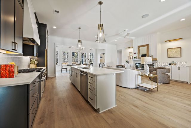 672 Riverton Pointe Blvd, Hardeeville, SC 29927