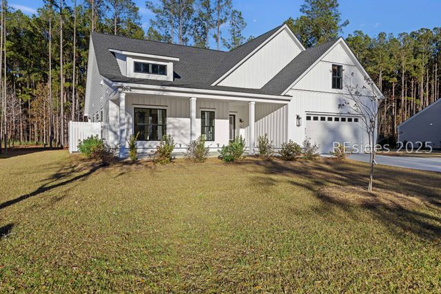 672 Riverton Pointe Blvd, Hardeeville, SC 29927