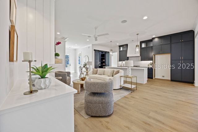 672 Riverton Pointe Blvd, Hardeeville, SC 29927