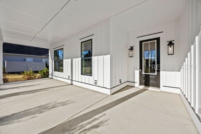 672 Riverton Pointe Blvd, Hardeeville, SC 29927