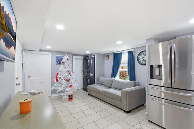4218 Avenue S, Galveston, TX 77550