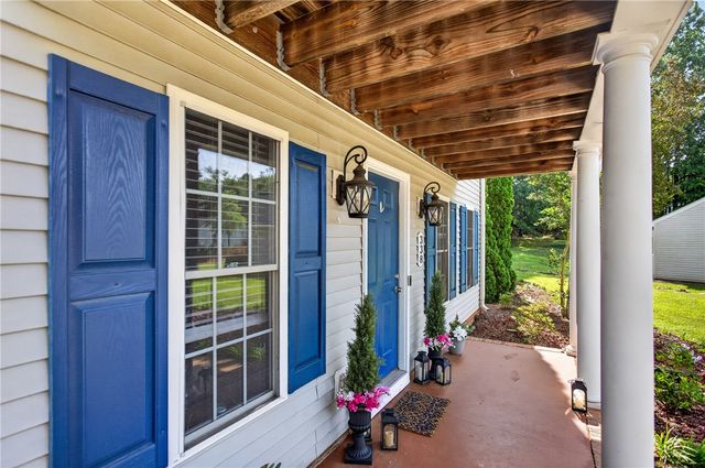 338 Weeping Willow Drive, Seneca, SC 29672