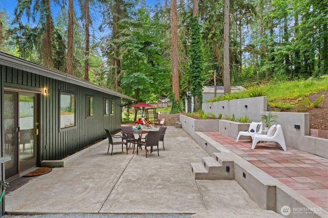 22914 2nd Avenue SE, Bothell, WA 98021