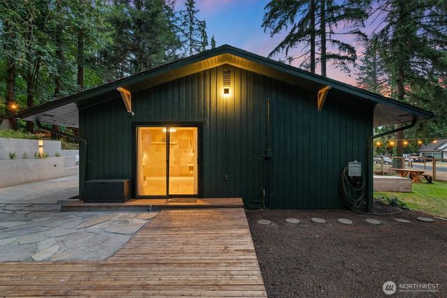 22914 2nd Avenue SE, Bothell, WA 98021