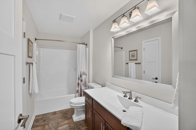 35144 Winnebago DRIVE, Oconomowoc, WI 53066