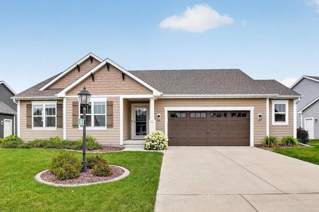 35144 Winnebago DRIVE, Oconomowoc, WI 53066