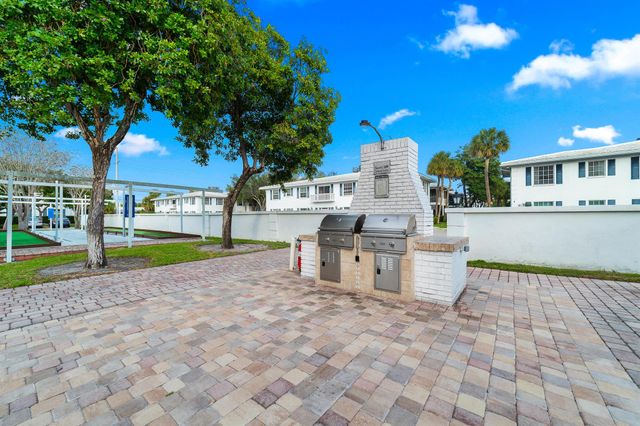 2201 NE 66th Street 1323, Fort Lauderdale, FL 33308