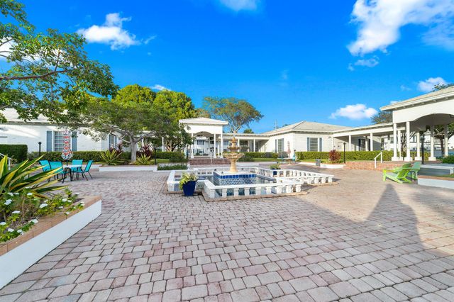 2201 NE 66th Street 1323, Fort Lauderdale, FL 33308