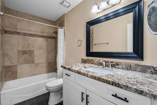 2961 N Río Verde Drive, Tucson, AZ 85715