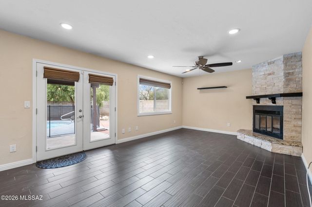 2961 N Río Verde Drive, Tucson, AZ 85715