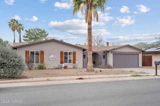 2961 N Río Verde Drive, Tucson, AZ 85715