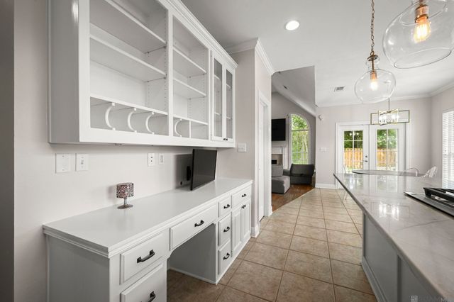 18653 Antebellum Ct, Prairieville, LA 70769