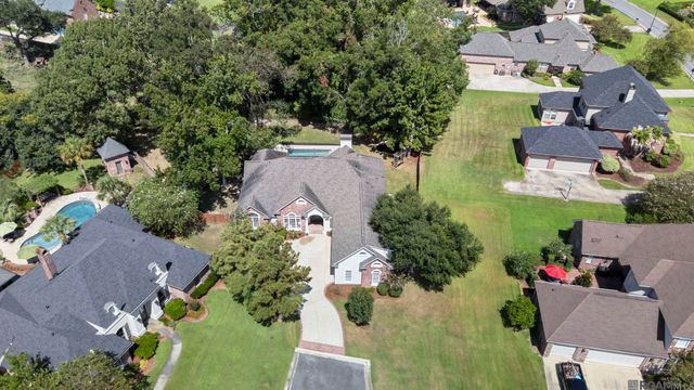 18653 Antebellum Ct, Prairieville, LA 70769