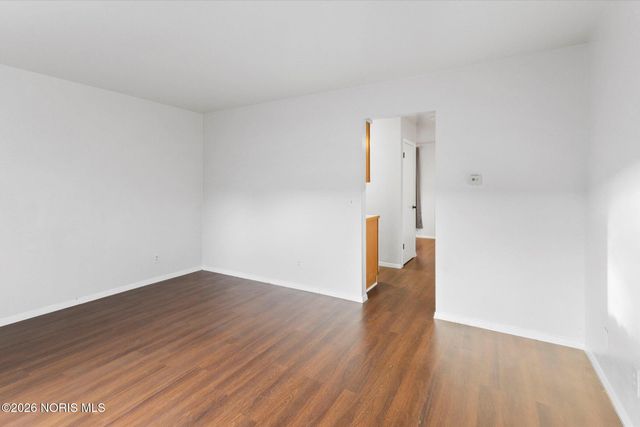 4854 Wickford Drive, Apt 2, Sylvania, OH 43560