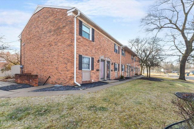4854 Wickford Drive, Apt 2, Sylvania, OH 43560