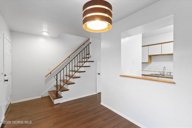 4854 Wickford Drive, Apt 2, Sylvania, OH 43560