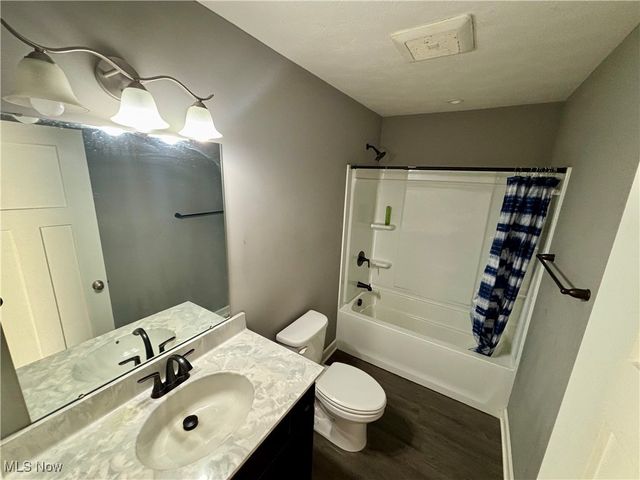 1019 Fowler Hill Road, Wellsburg, WV 26070