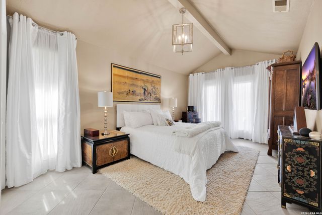 105 Village Path, Castroville, TX 78009