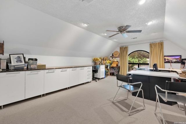 105 Village Path, Castroville, TX 78009