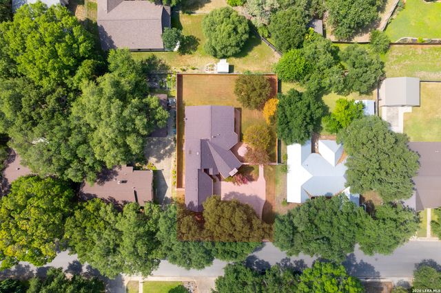 105 Village Path, Castroville, TX 78009