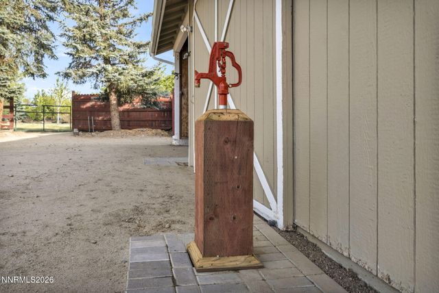 1097 Meadowlark Circle, Gardnerville, NV 89460
