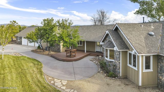1097 Meadowlark Circle, Gardnerville, NV 89460