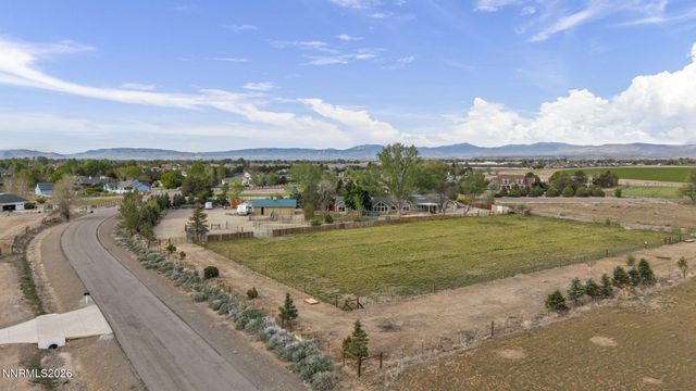 1097 Meadowlark Circle, Gardnerville, NV 89460