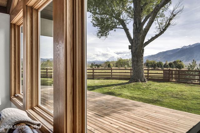 1097 Meadowlark Circle, Gardnerville, NV 89460