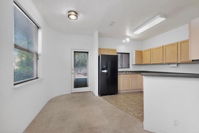 4627 Holiday Breeze Place NE, Albuquerque, NM 87111
