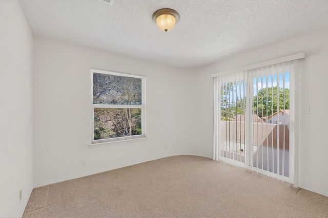 4627 Holiday Breeze Place NE, Albuquerque, NM 87111