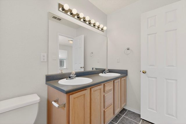 4627 Holiday Breeze Place NE, Albuquerque, NM 87111
