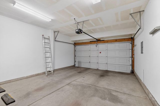 4627 Holiday Breeze Place NE, Albuquerque, NM 87111
