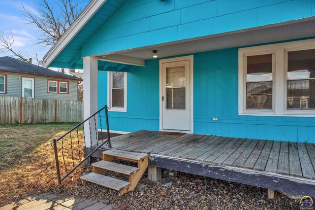 2721 SE Colorado AVE, Topeka, KS 66605