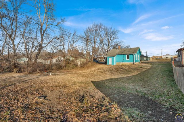 2721 SE Colorado AVE, Topeka, KS 66605