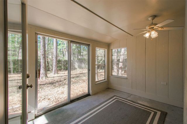 75 Fallshire Drive, The Woodlands, TX 77381