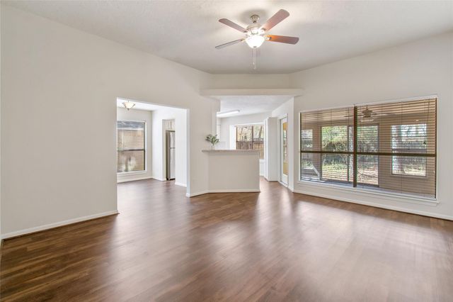 75 Fallshire Drive, The Woodlands, TX 77381