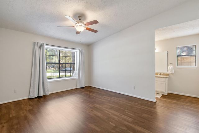 75 Fallshire Drive, The Woodlands, TX 77381