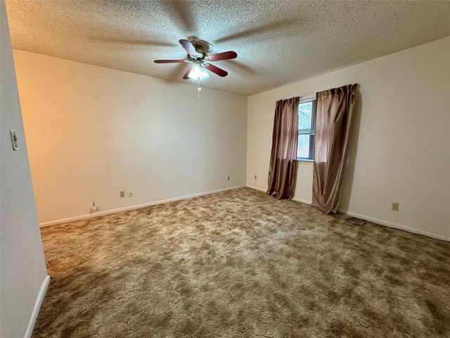 1304 W Wise Street, Bowie, TX 76230
