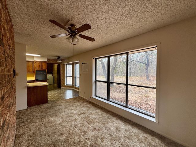 1304 W Wise Street, Bowie, TX 76230
