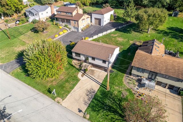 2775 Tischler Rd, Bethel Park, PA 15102