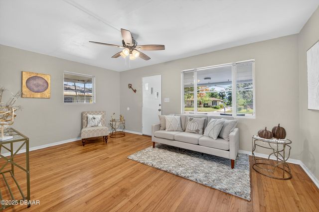 930 Daytona Avenue, Holly Hill, FL 32117