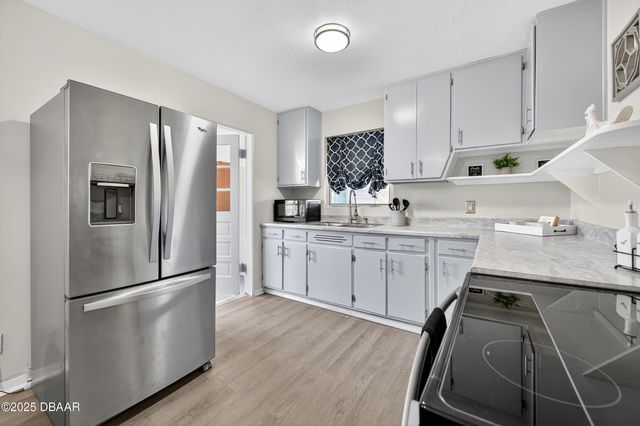 930 Daytona Avenue, Holly Hill, FL 32117