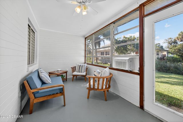 930 Daytona Avenue, Holly Hill, FL 32117