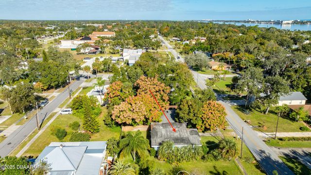 930 Daytona Avenue, Holly Hill, FL 32117