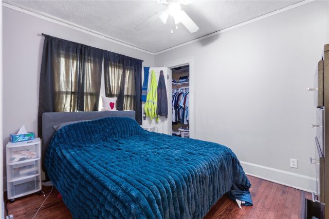 2016 30th Street, Des Moines, IA 50310