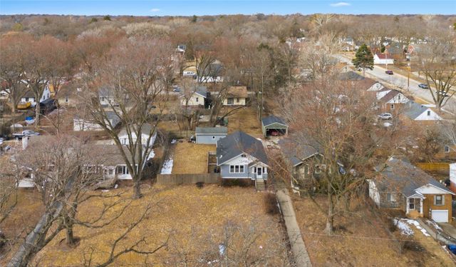 2016 30th Street, Des Moines, IA 50310