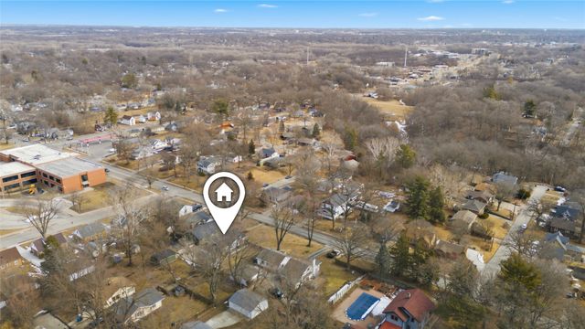 2016 30th Street, Des Moines, IA 50310