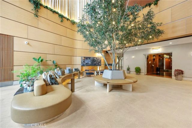 1100 Wilshire Boulevard 2607, Los Angeles, CA 90017